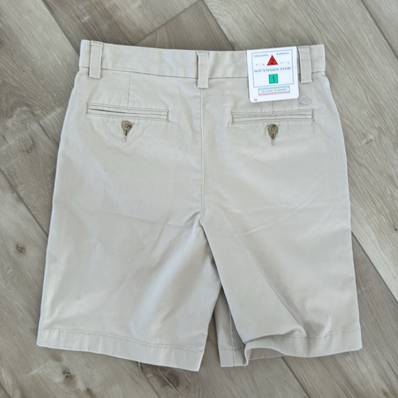 Southern Tide boy shorts new with tags - Picture 3 of 4